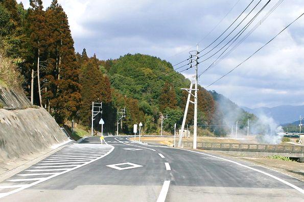  
01_sagenokawa-tm03.jpg
