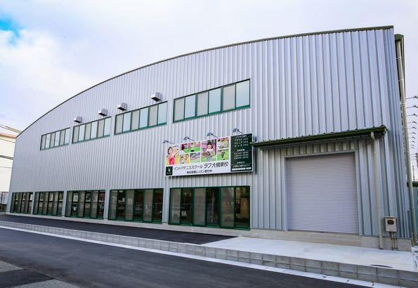 10_indoor-tm03.jpg